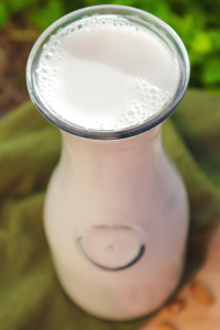 How to Make Almond Milk