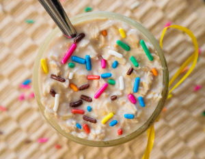 Raw Vegan Birthday Cake Overnight Oats